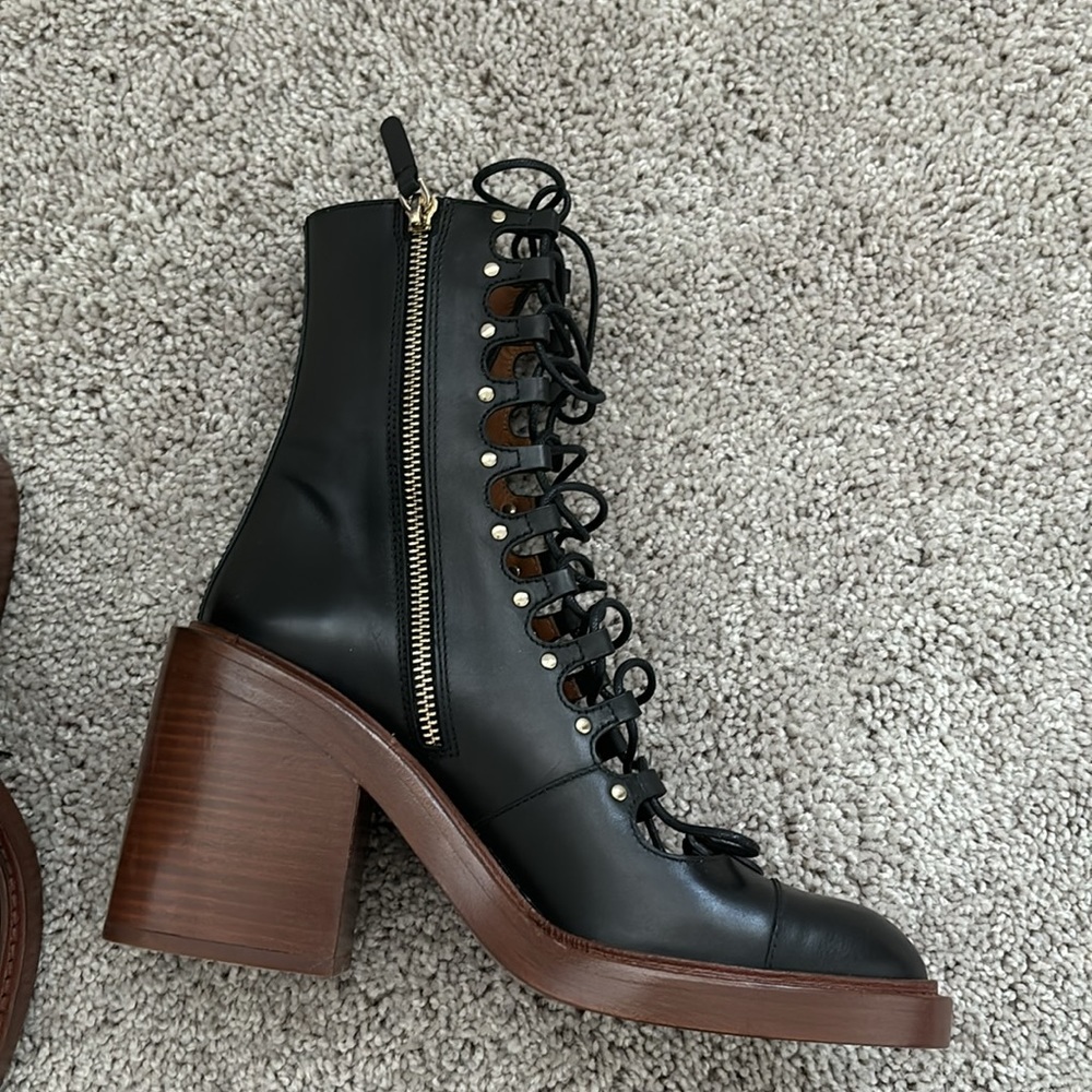 CHLOE LACE-UP MAY LEATHER BOOTIES 8/8.5 - Picture 10 of 11